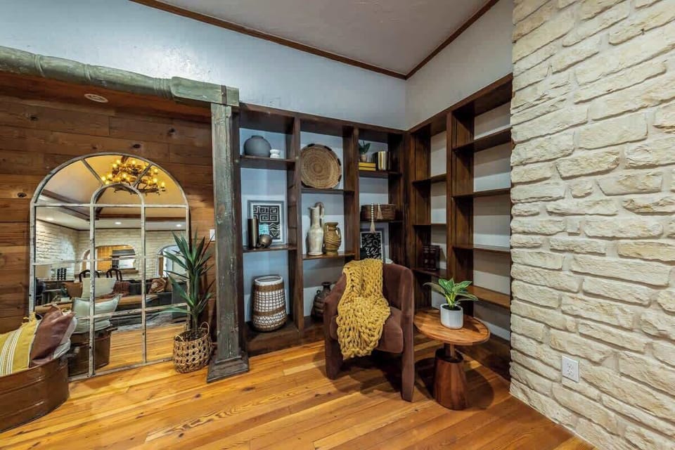 Professionally designed and furnished, you'll be inspired for designing your own home!
| 9T Ranch by Boutiq Luxury Vacation Rentals | Gonzales, Texas