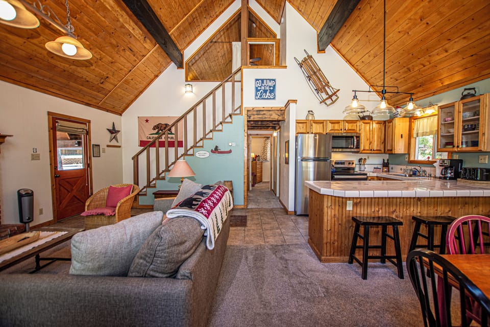 Alpine Welcome - Living Area Kitchens and Dining Area