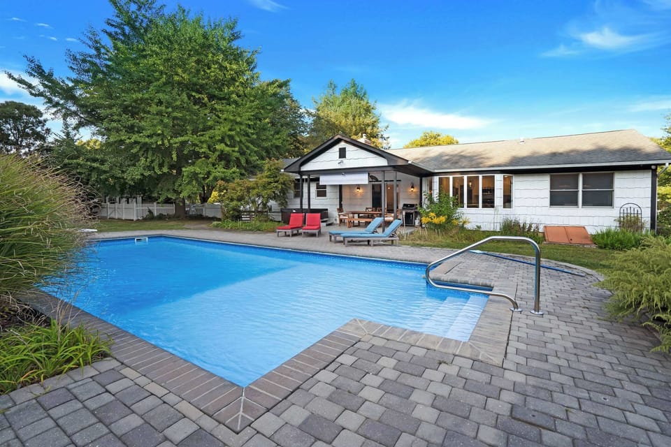 Pool and outdoor lounge seating