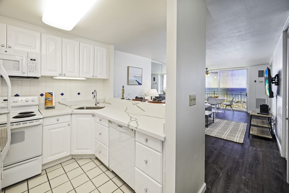 Newly Updated Kitchen with Dishwasher