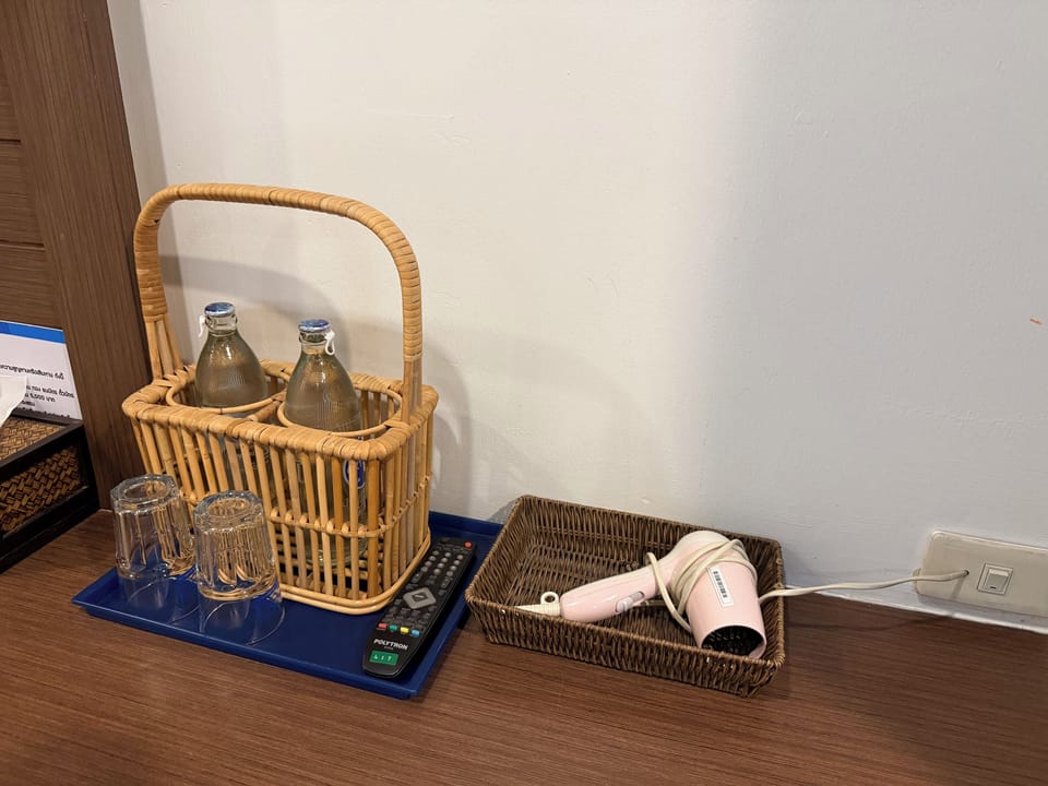 Standard Twin Room | Minibar, in-room safe, desk, soundproofing