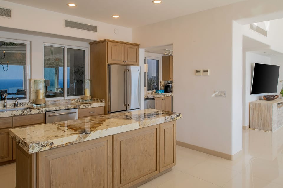 Fully equipped kitchen