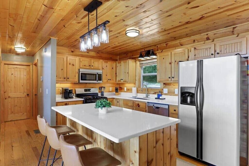 A fully equipped kitchen for your stay!