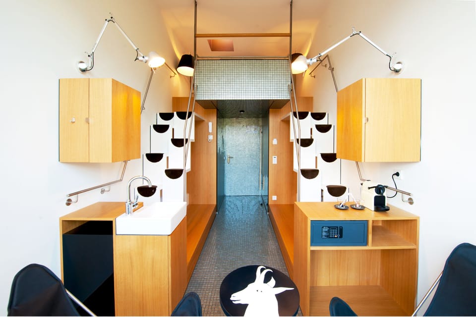 Double Room (Climb Up) | Premium bedding, in-room safe, soundproofing, iron/ironing board