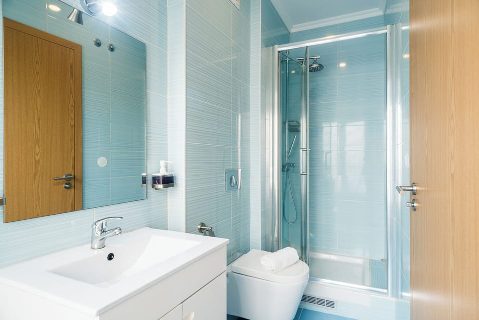 Double Room | Soundproofing, WiFi (free), bed sheets
