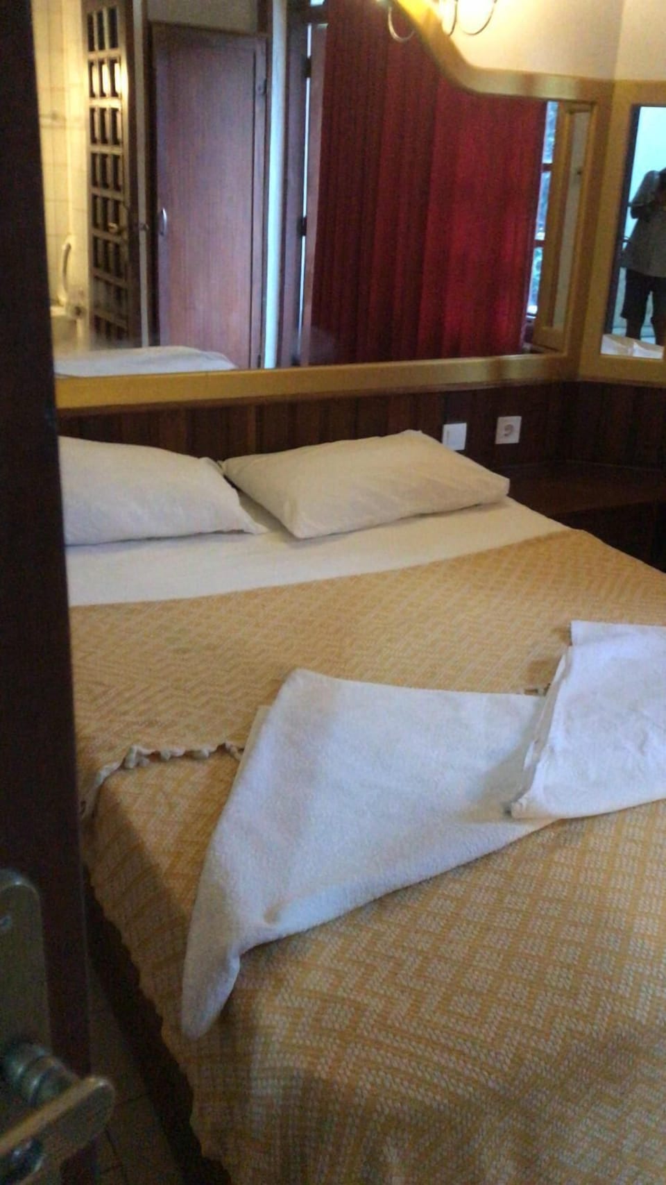 Standard Double Room | Free WiFi