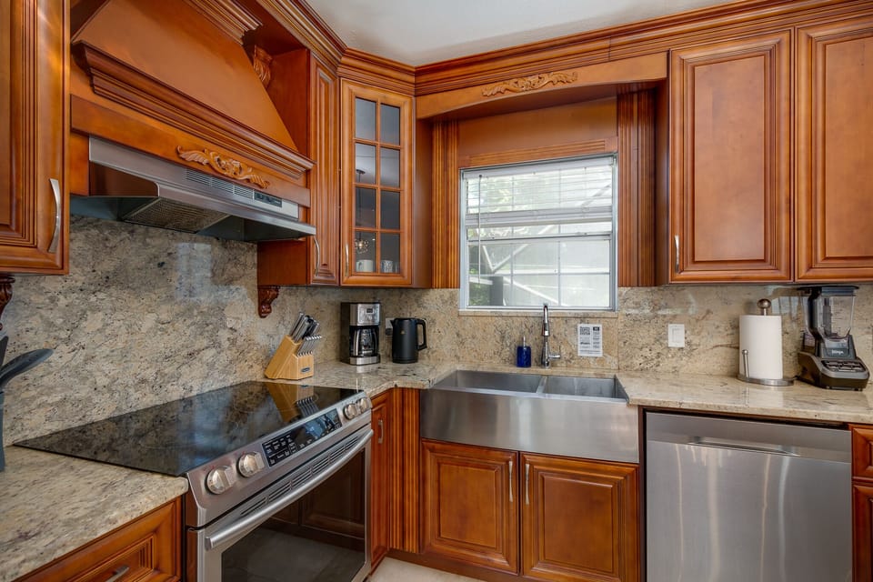 With high end appliances and tons of space, everyone will want to be the chef. 