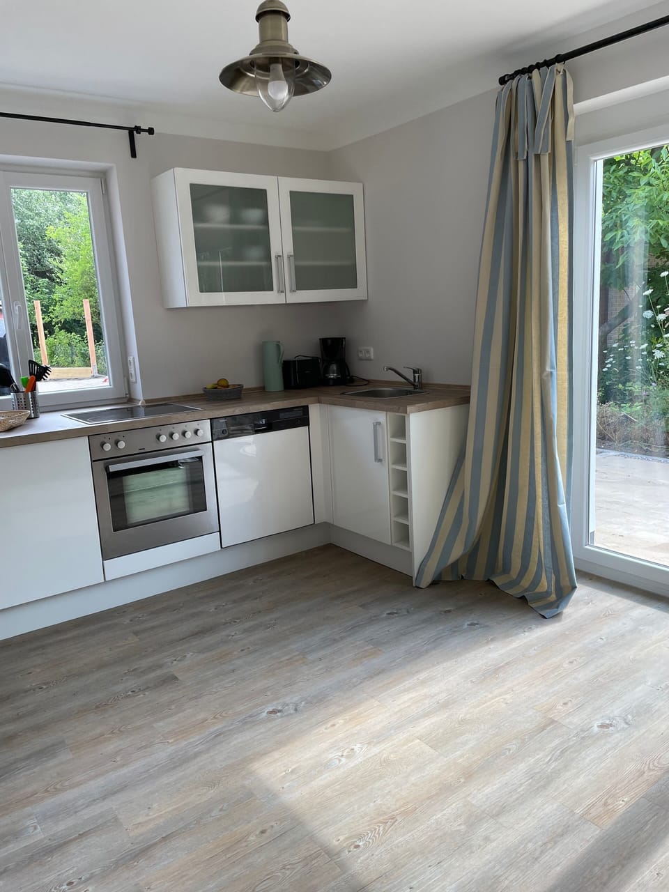 Condo, 1 King Bed, Patio, Garden View | Private kitchen