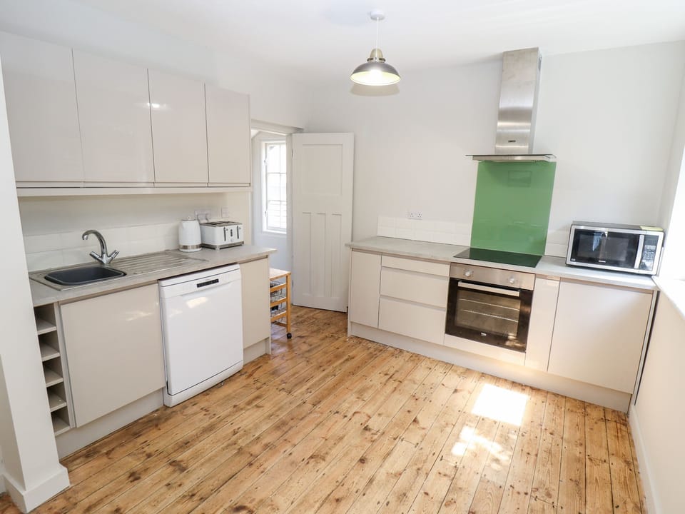 Fridge, dishwasher, electric kettle, toaster