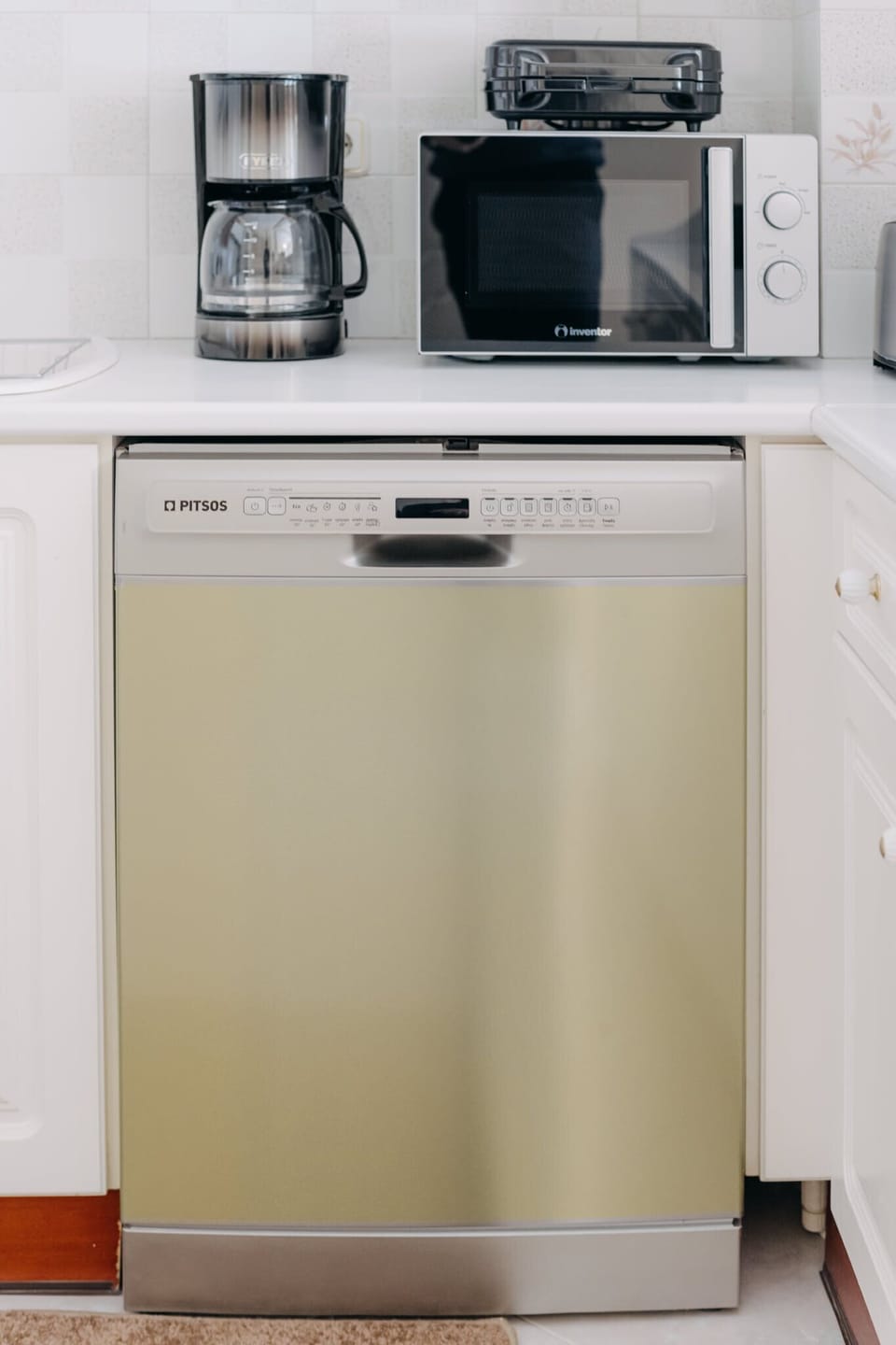 City Apartment, Multiple Bedrooms, Kitchen, City View | Private kitchen | Full-size fridge, microwave, oven, dishwasher