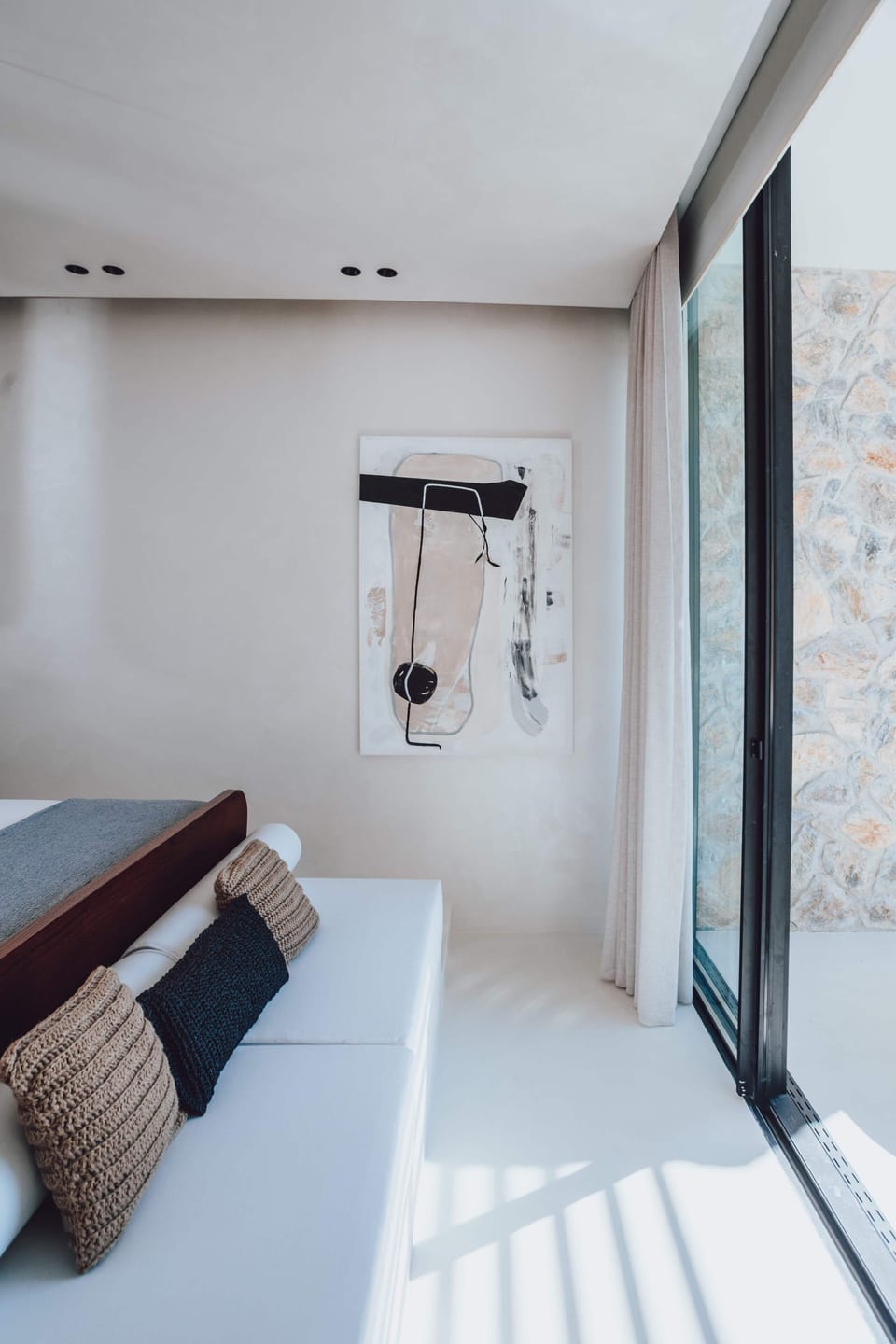 Exclusive Room, 1 Queen Bed, Pool Access, Sea View | Egyptian cotton sheets, premium bedding, memory foam beds, minibar