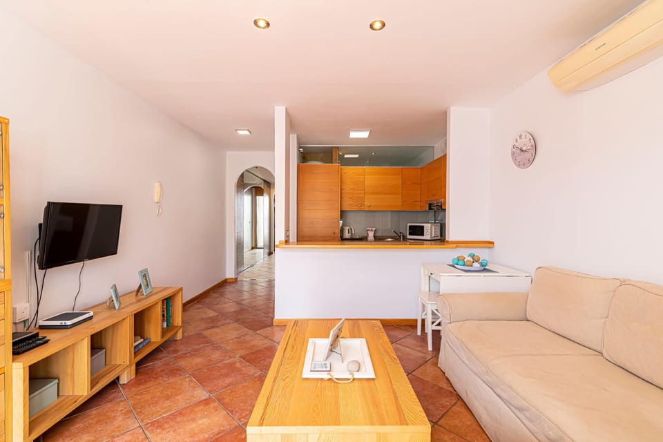 A very spacious apartment: 602 ft² of comfort.