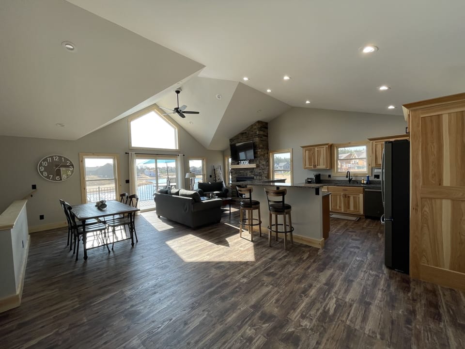 Main Level Entrance - Spacious living, dining and kitchen area