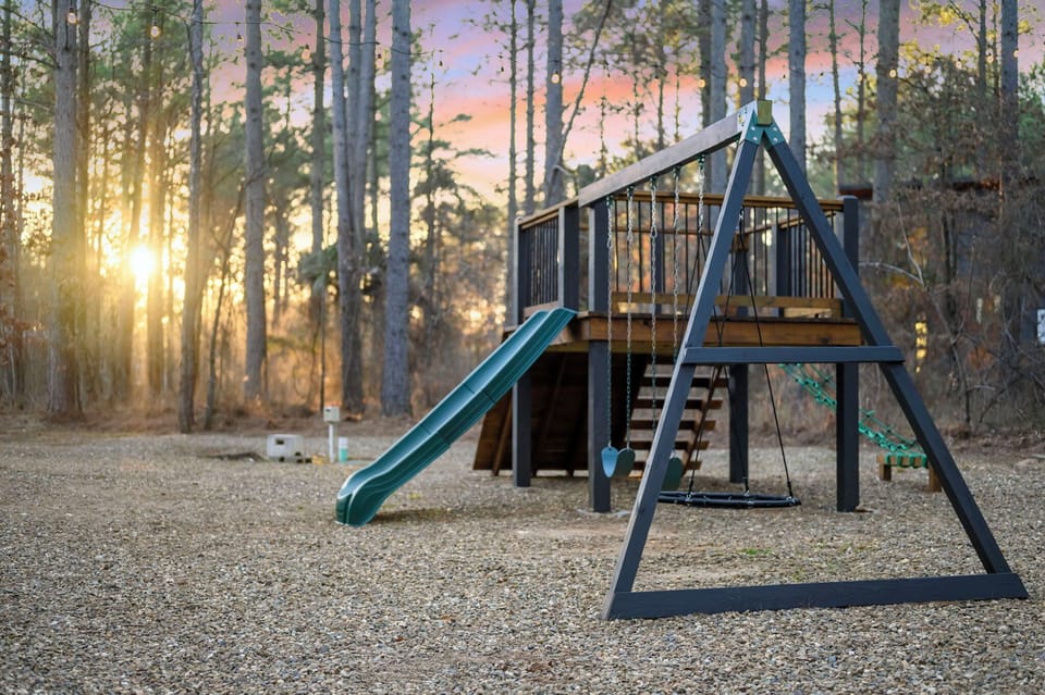 Swing set perfect for the kids to enjoy!