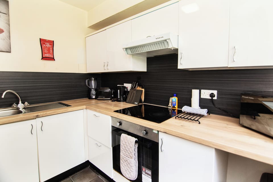 Kitchen with stove & oven