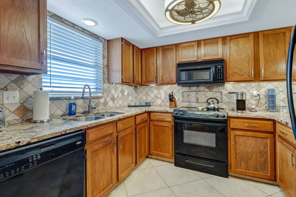 Cookware, dinnerware and many electrical appliances and kitchen tools are provided for you.