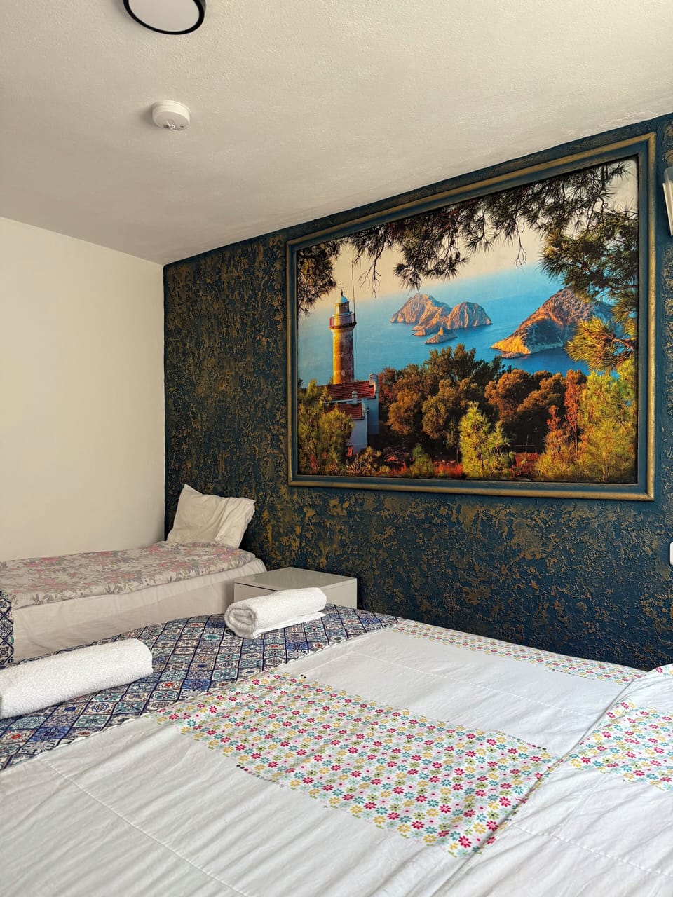 Family Room, Courtyard View | Premium bedding, Select Comfort beds, blackout drapes, soundproofing