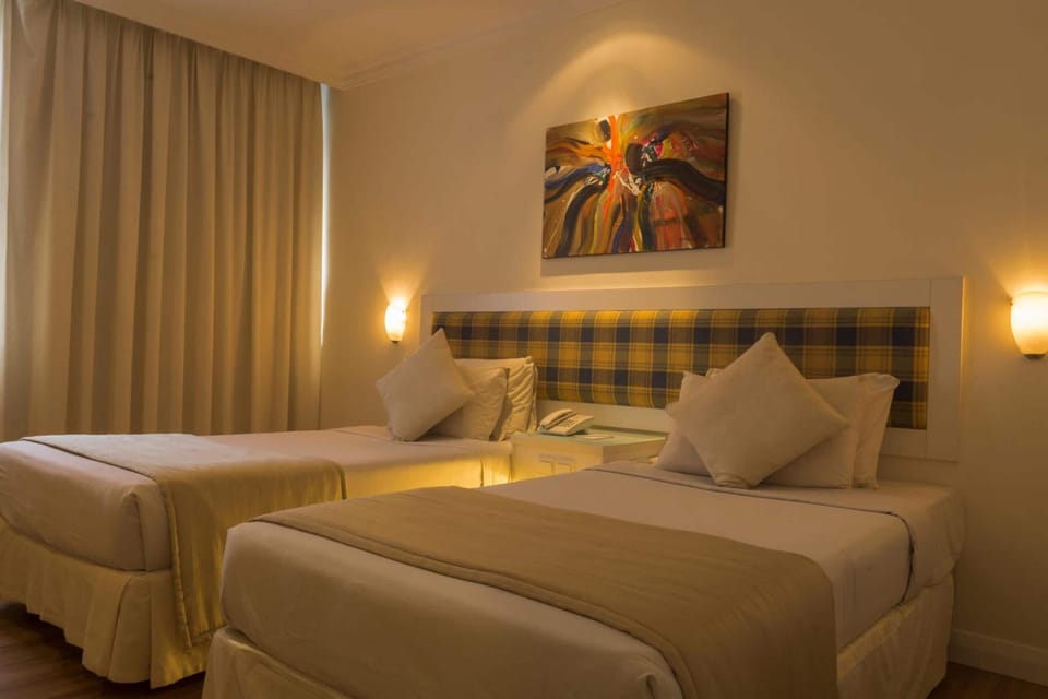 Minibar, desk, free WiFi, bed sheets