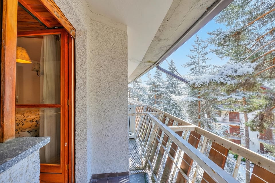 Family Apartment, Multiple Bedrooms (La Tana dello Scoiattolo (Skiing) | Balcony