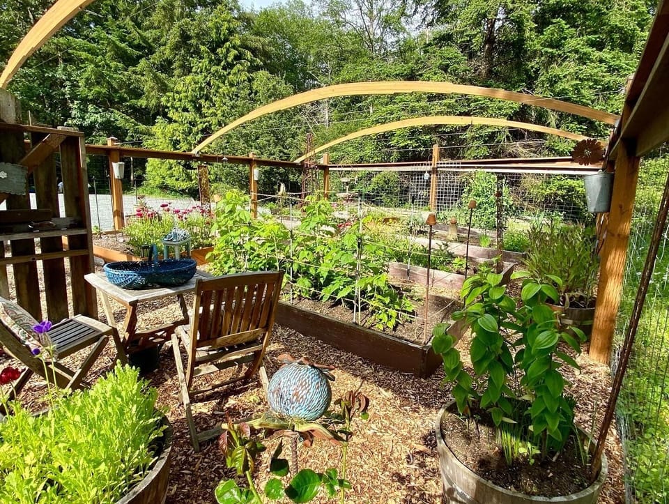 Artisan gardens for your enjoyment - shown in early Spring