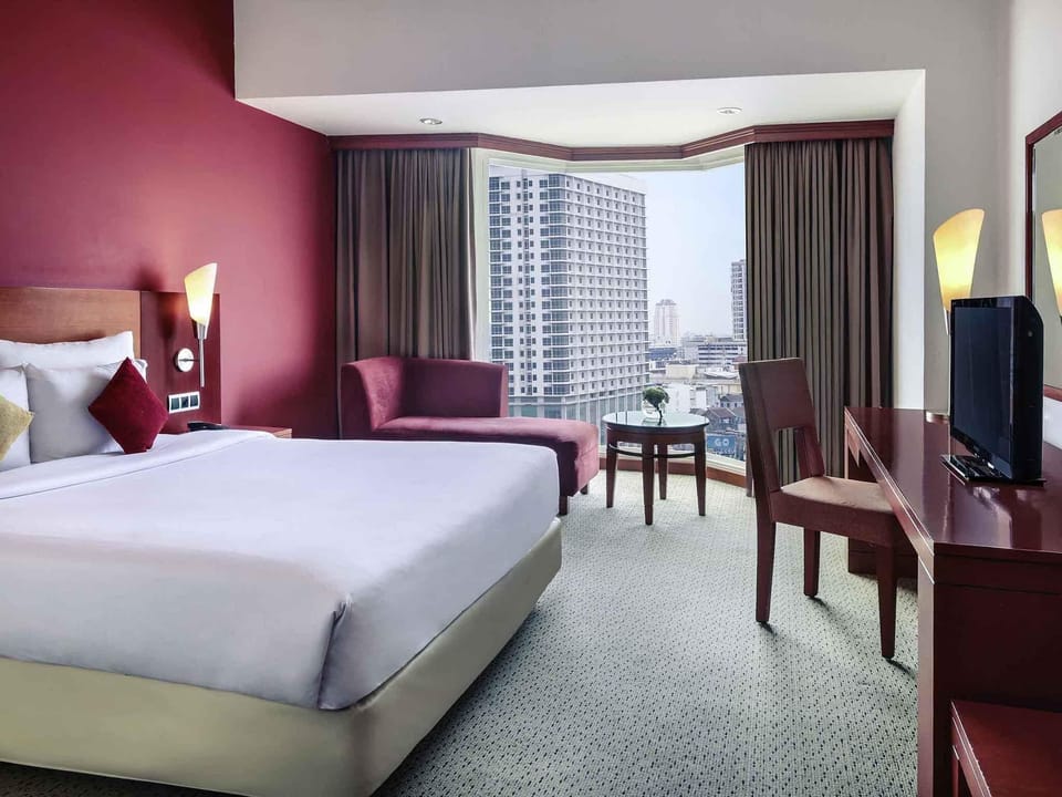 Minibar, in-room safe, desk, soundproofing