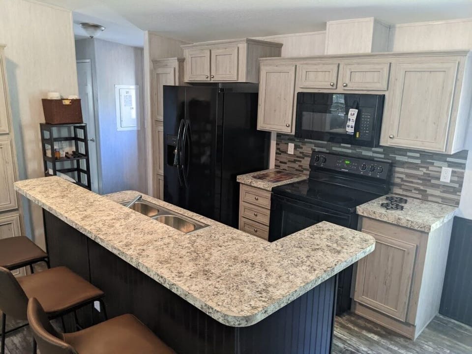 PXL_20220629_142110447.MP