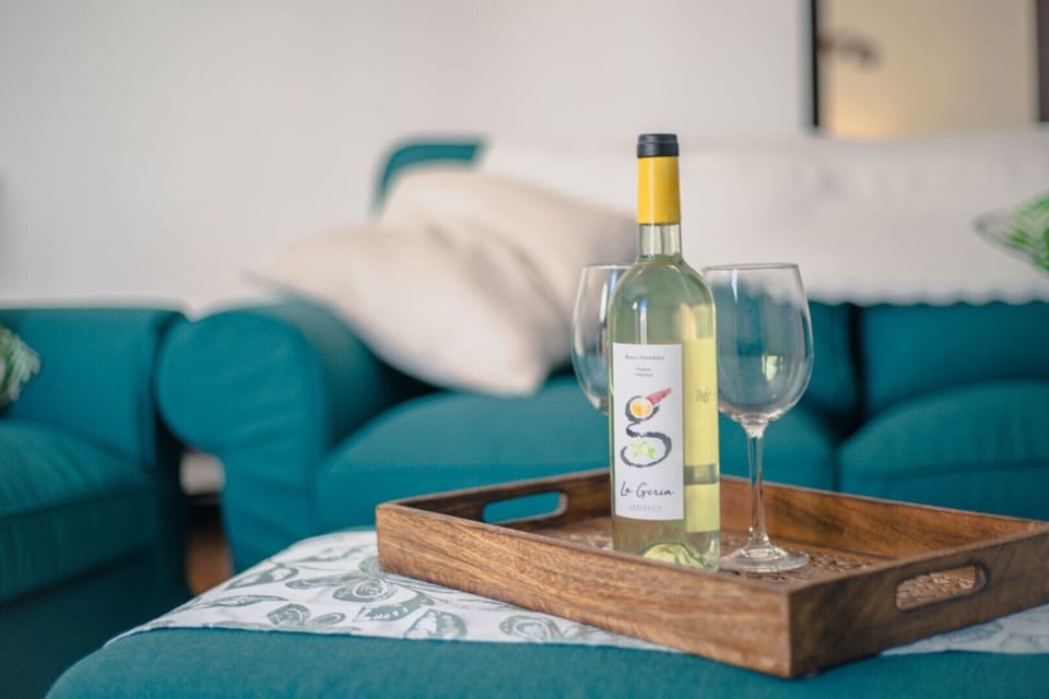 The local wine from La Geria is a must try.