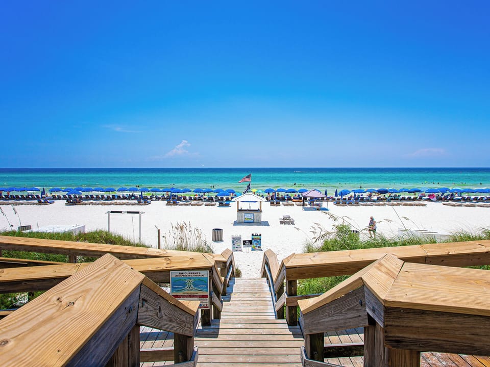 Aqua #606 by Resort Collection Apartment in Panama City Beach