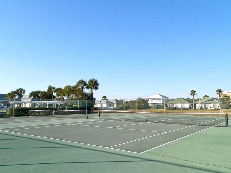 South Haven by Southern Vacation Rentals Villa in Miramar Beach