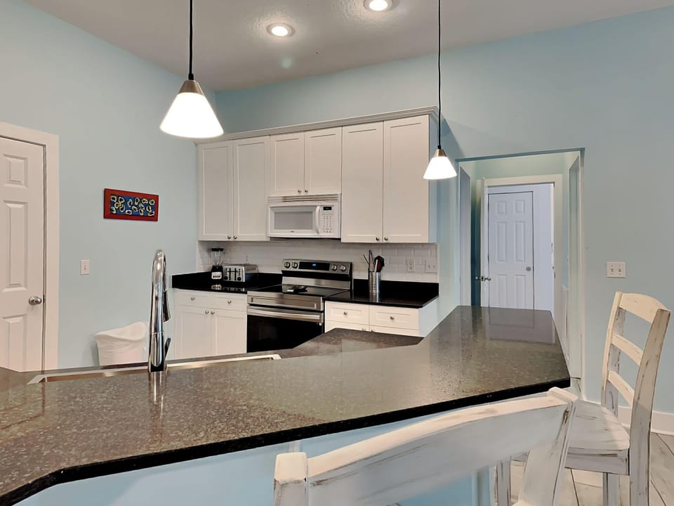 Studio (3 Bedrooms) | Property amenity