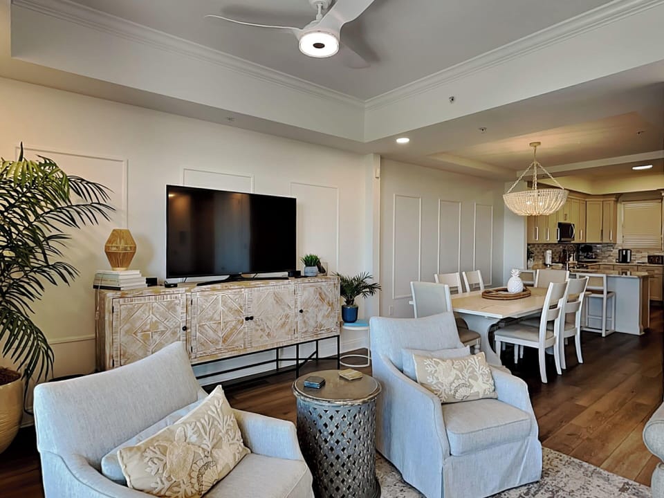 Condo (3 Bedrooms) | Property amenity