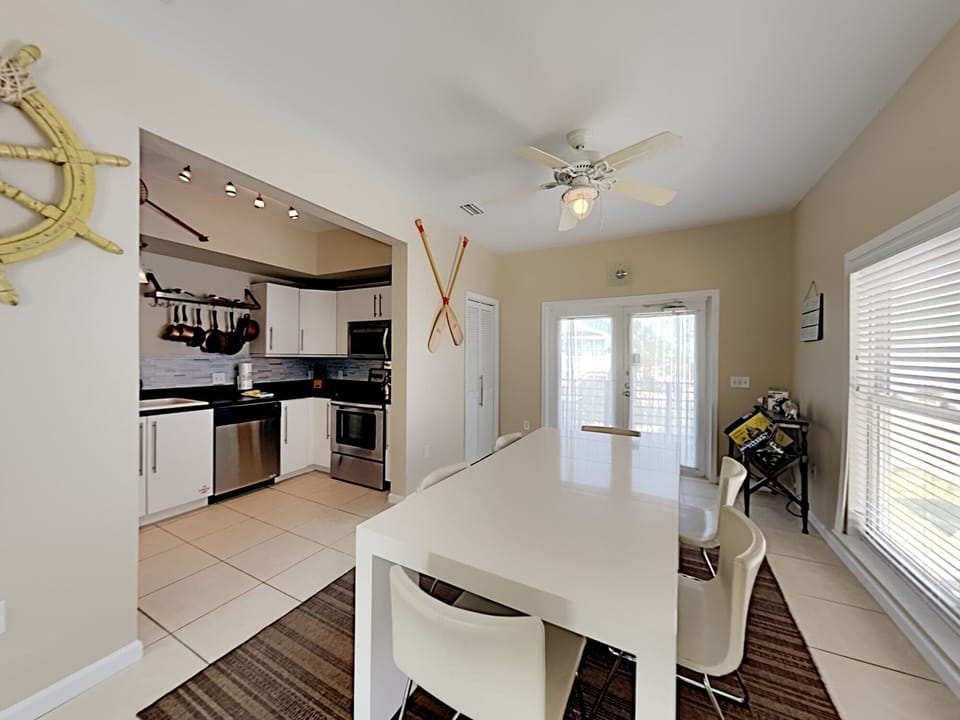 House, Multiple Beds, Patio, Ocean View | Private kitchen | Fridge, microwave, oven, stovetop