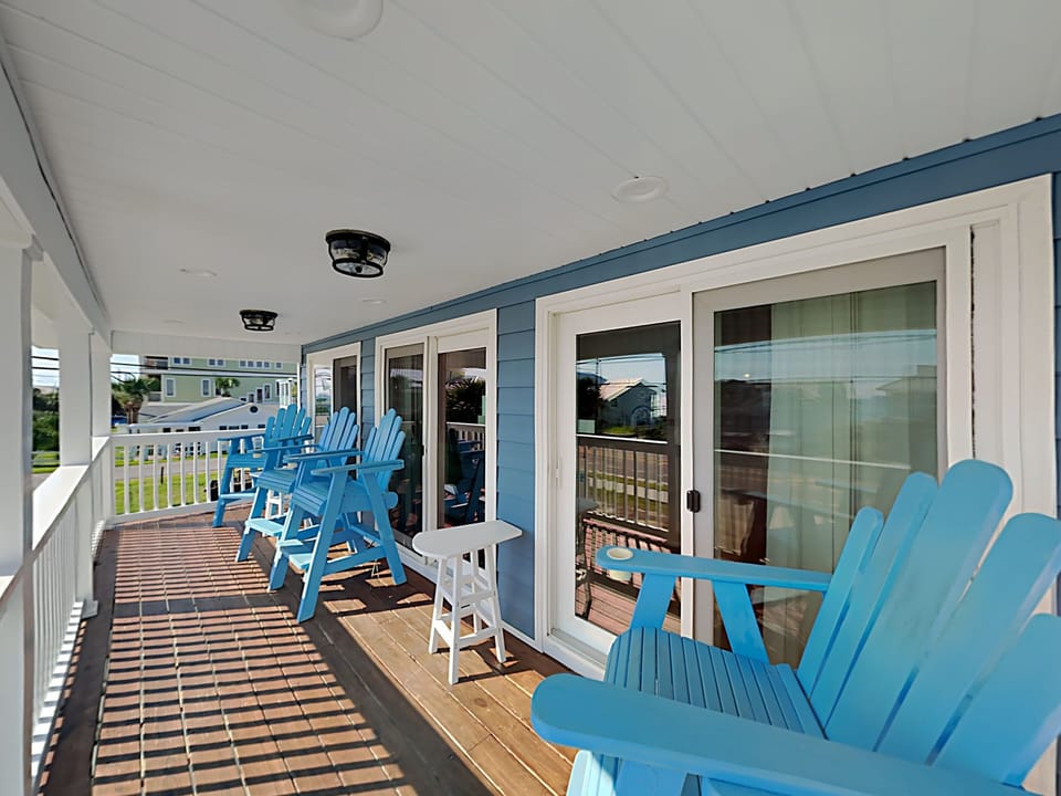 House, Multiple Beds, Balcony, Partial Ocean View | Property grounds