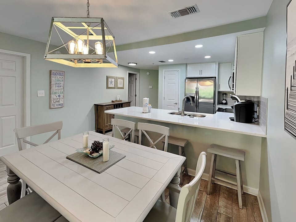 Condo, Multiple Beds, Patio, Garden View (#1010) | Dining