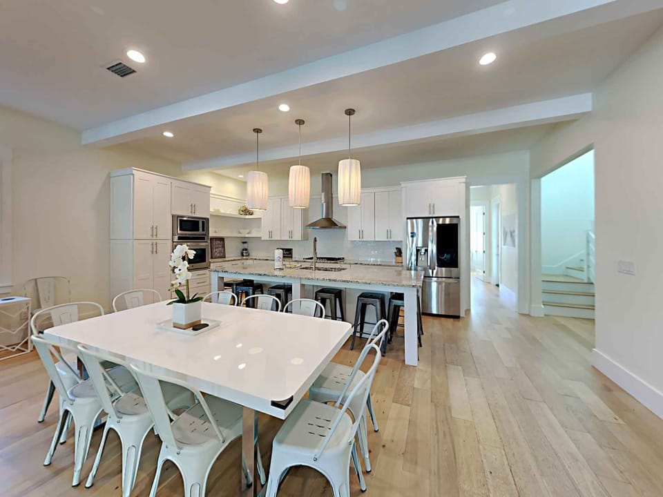 House, Multiple Beds, Balcony, Garden View (DESTINation Paradise) | Private kitchen | Fridge, microwave, oven, stovetop