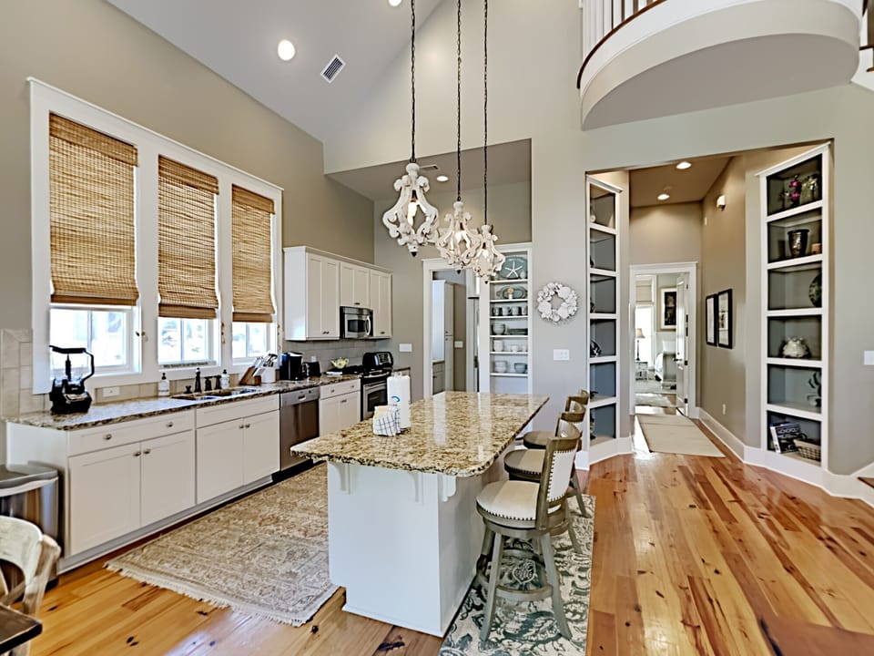 House, Multiple Beds, Kitchen, Garden View | Private kitchen | Fridge, microwave, oven, stovetop