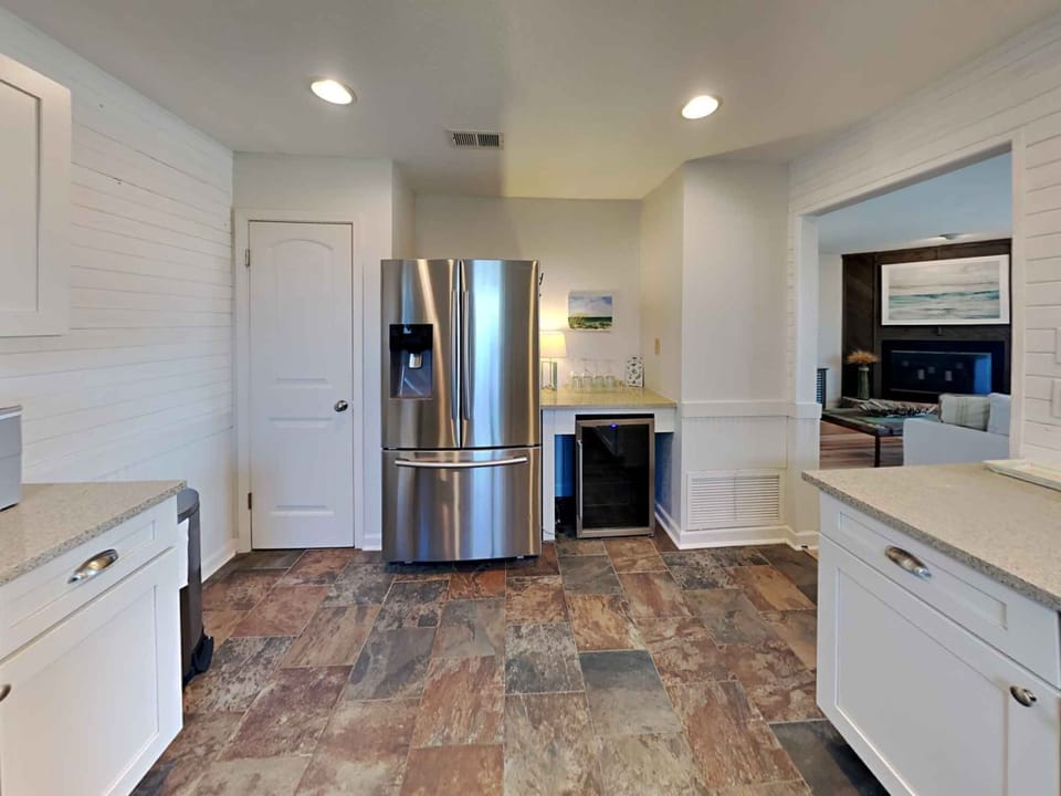 House, Multiple Beds, Balcony | Private kitchen | Fridge, microwave, oven, stovetop