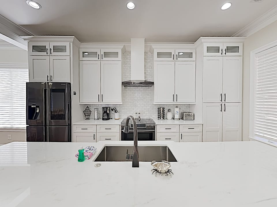 House, Multiple Beds, Balcony | Private kitchen | Fridge, microwave, oven, stovetop