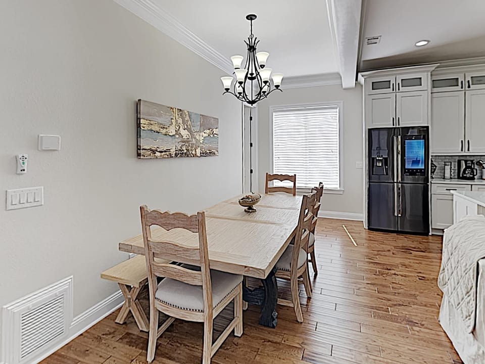 House, Multiple Beds, Balcony | Dining