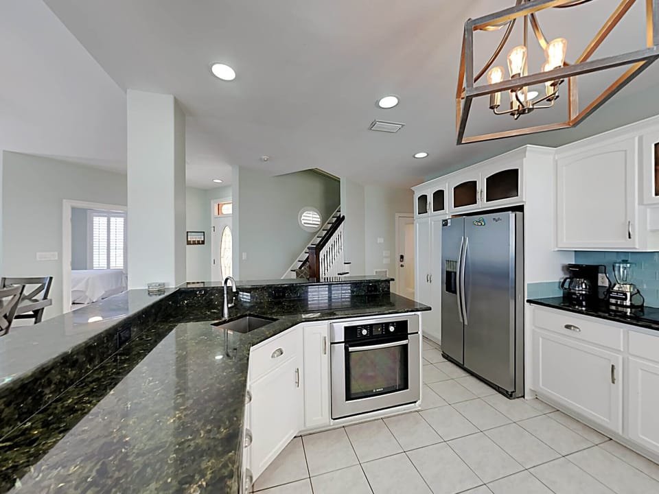 House, Multiple Beds, Kitchen, Ocean View | Private kitchen | Coffee/tea maker, fridge, microwave, oven
