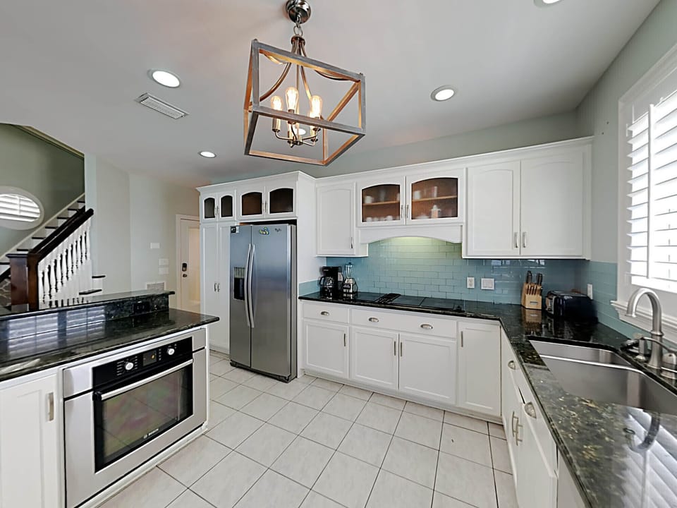 House, Multiple Beds, Kitchen, Ocean View | Private kitchen | Coffee/tea maker, fridge, microwave, oven