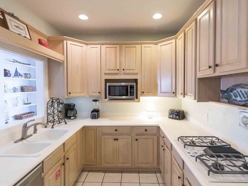 House, Multiple Beds, Balcony, Ocean View (Day Dream) | Private kitchen | Fridge, microwave, oven, dishwasher