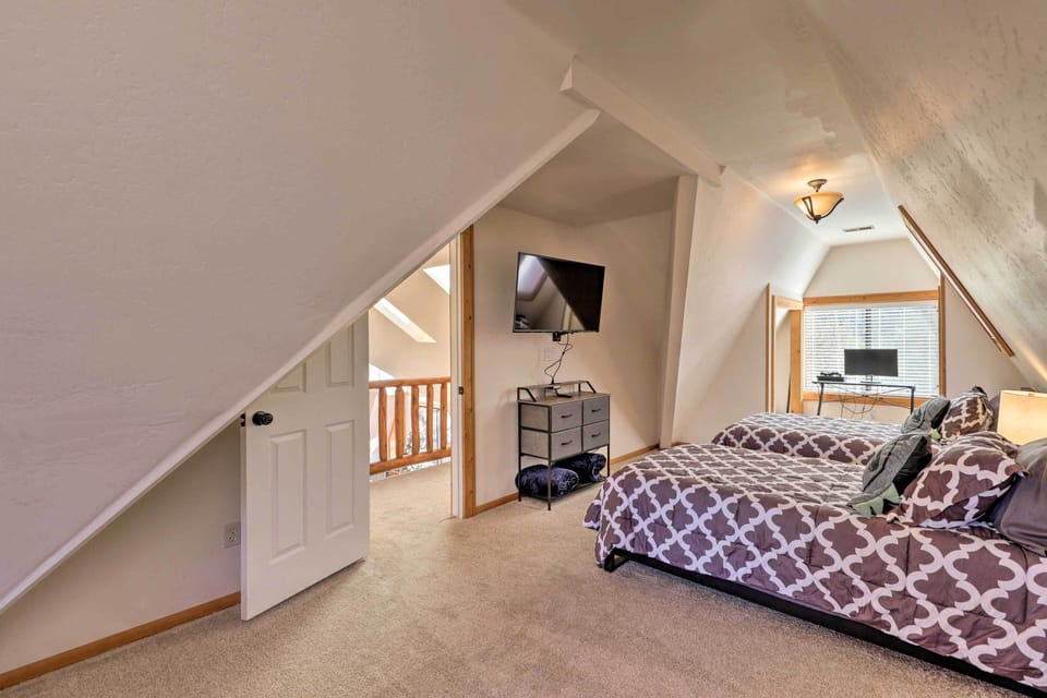 Bedroom 3 | Gaming Console