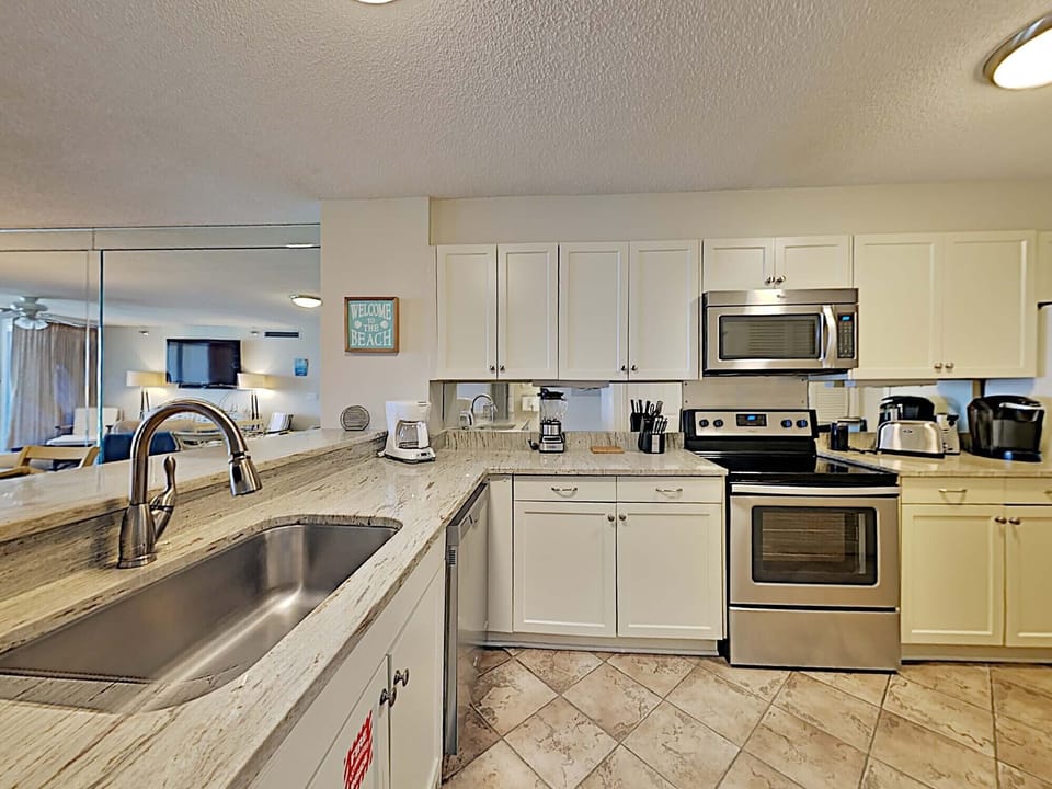 Condo, Multiple Beds, Balcony, Ocean View (#A805 - No Pets) | Private kitchen | Fridge, microwave, oven, dishwasher