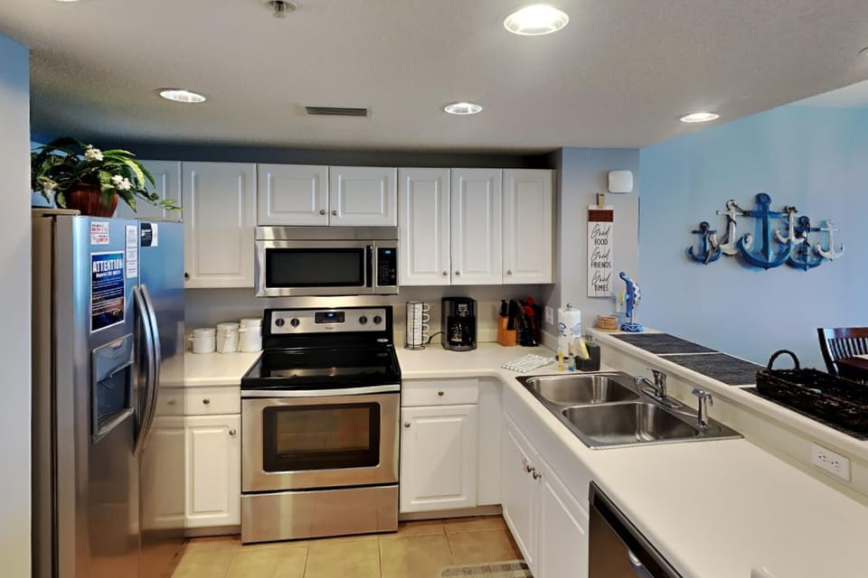 Condo, Multiple Beds, Balcony, Ocean View (#2302 - No Pets) | Private kitchen | Coffee/tea maker, fridge, microwave, oven