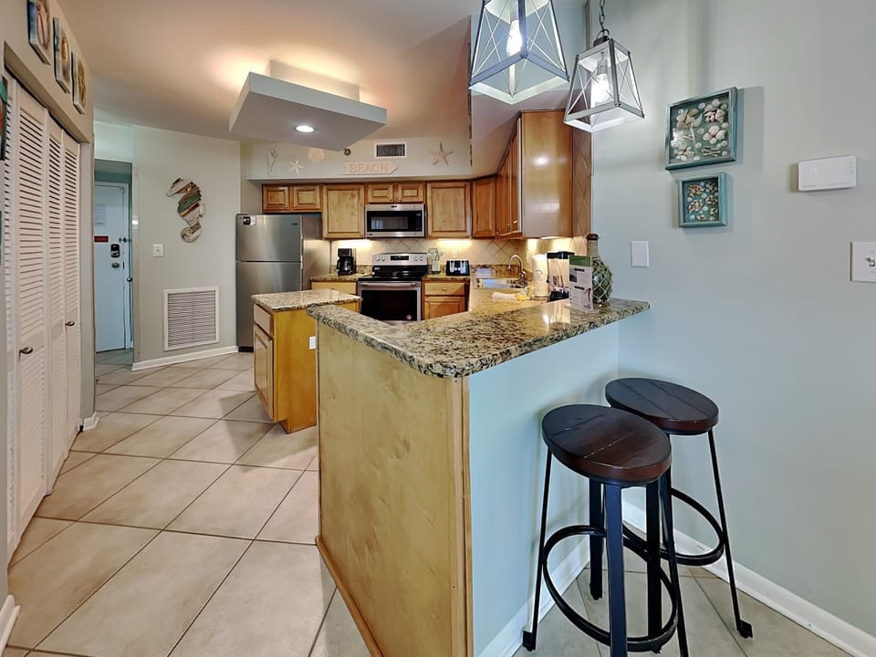 Condo, Multiple Beds, Balcony, Ocean View (#606 - No Pets) | Private kitchen | Fridge, microwave, oven, stovetop