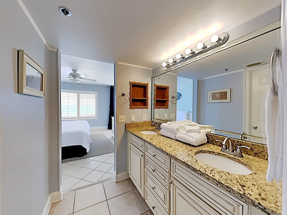 Summerchase by Southern Vacation Rentals Apartment in Orange Beach