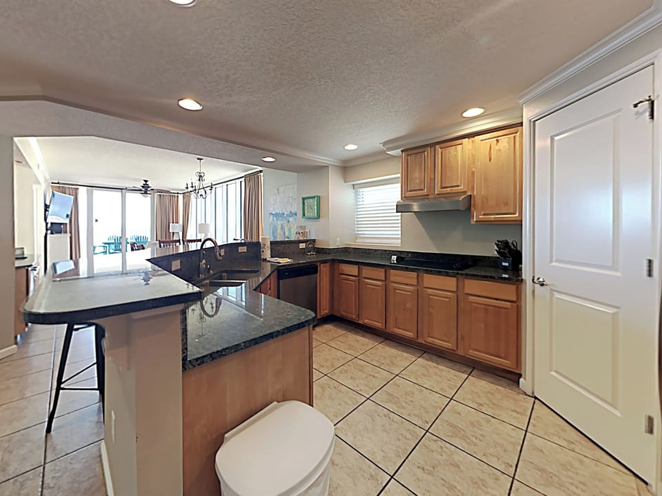 Studio (4 Bedrooms) | Miscellaneous