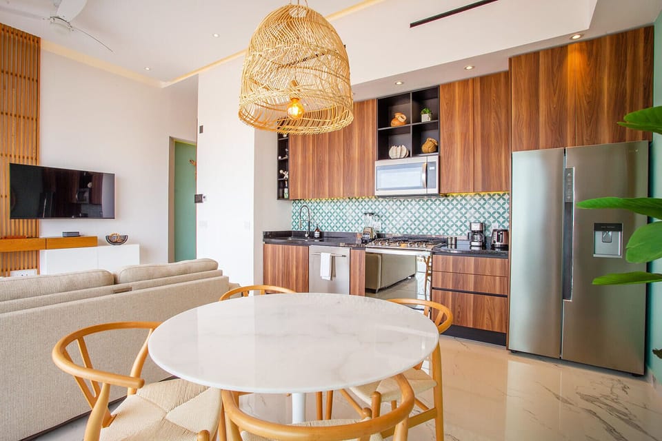 Dining table with seating for 4