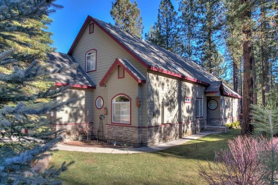 35 Oak Ct